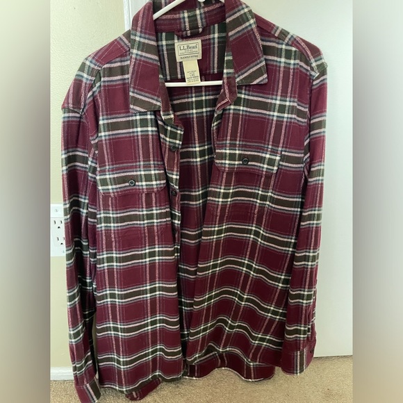 L.L. Bean Organic Flannel Slightly Fitted - Picture 1 of 1